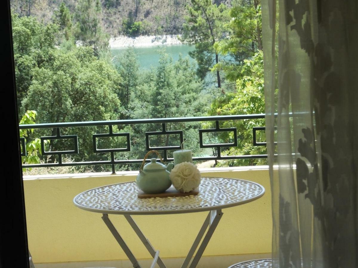 Apartamento Rio Zezere Lägenhet Ferreira do Zêzere Exteriör bild